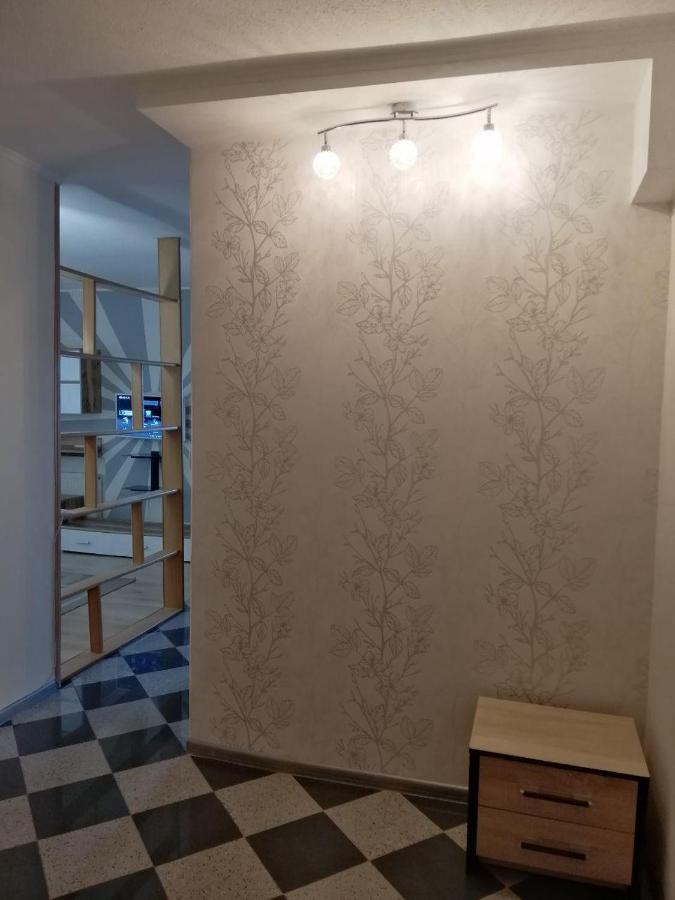 קייב Уютна Студія М Вокзальна, Боґданівський - Повітрофлотський מראה חיצוני תמונה